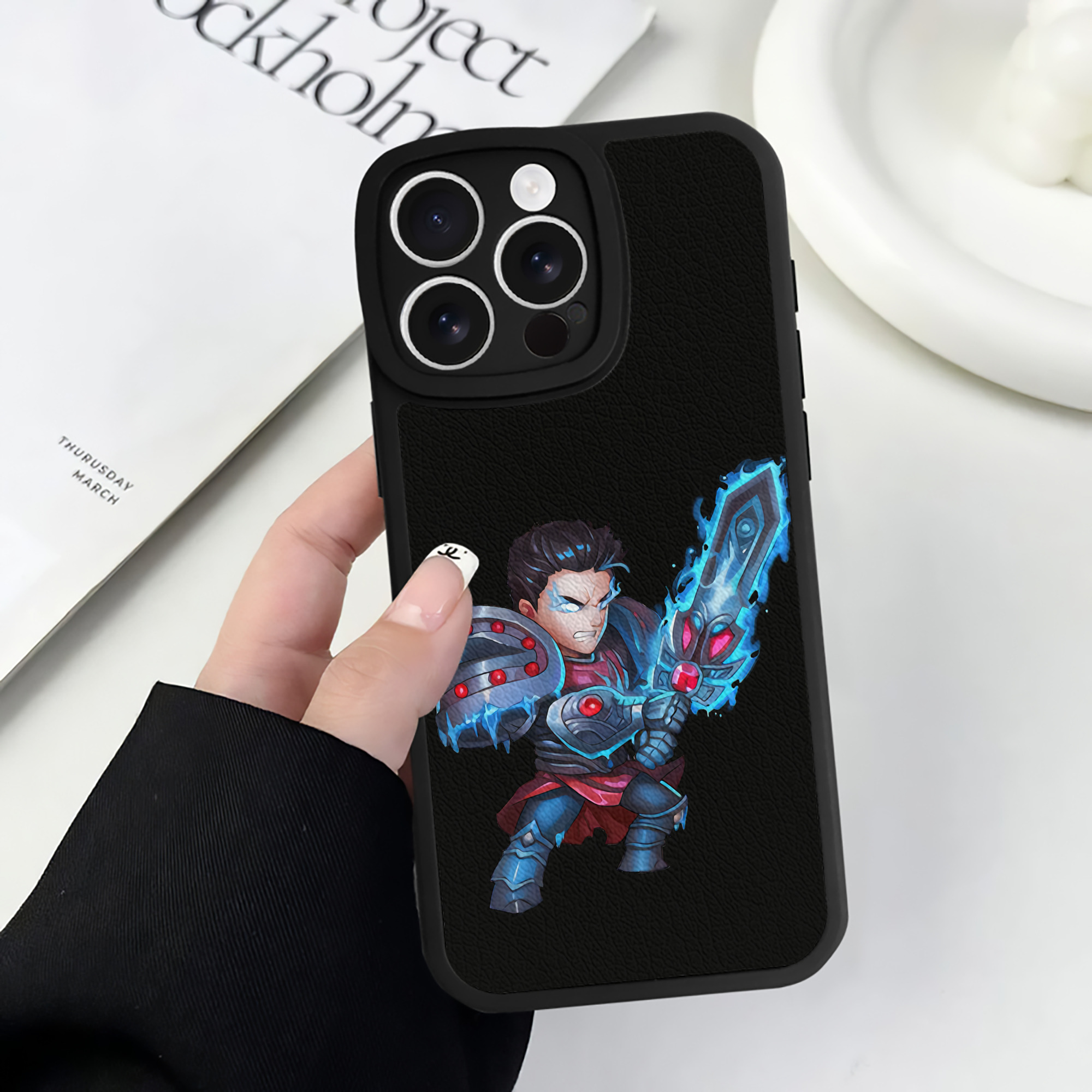 リーグ・オブ・レジェンド League of Legends LOL 【iPhone 16シリーズ対応】シリコンスマホケース（レザー調） 材質：シリコン